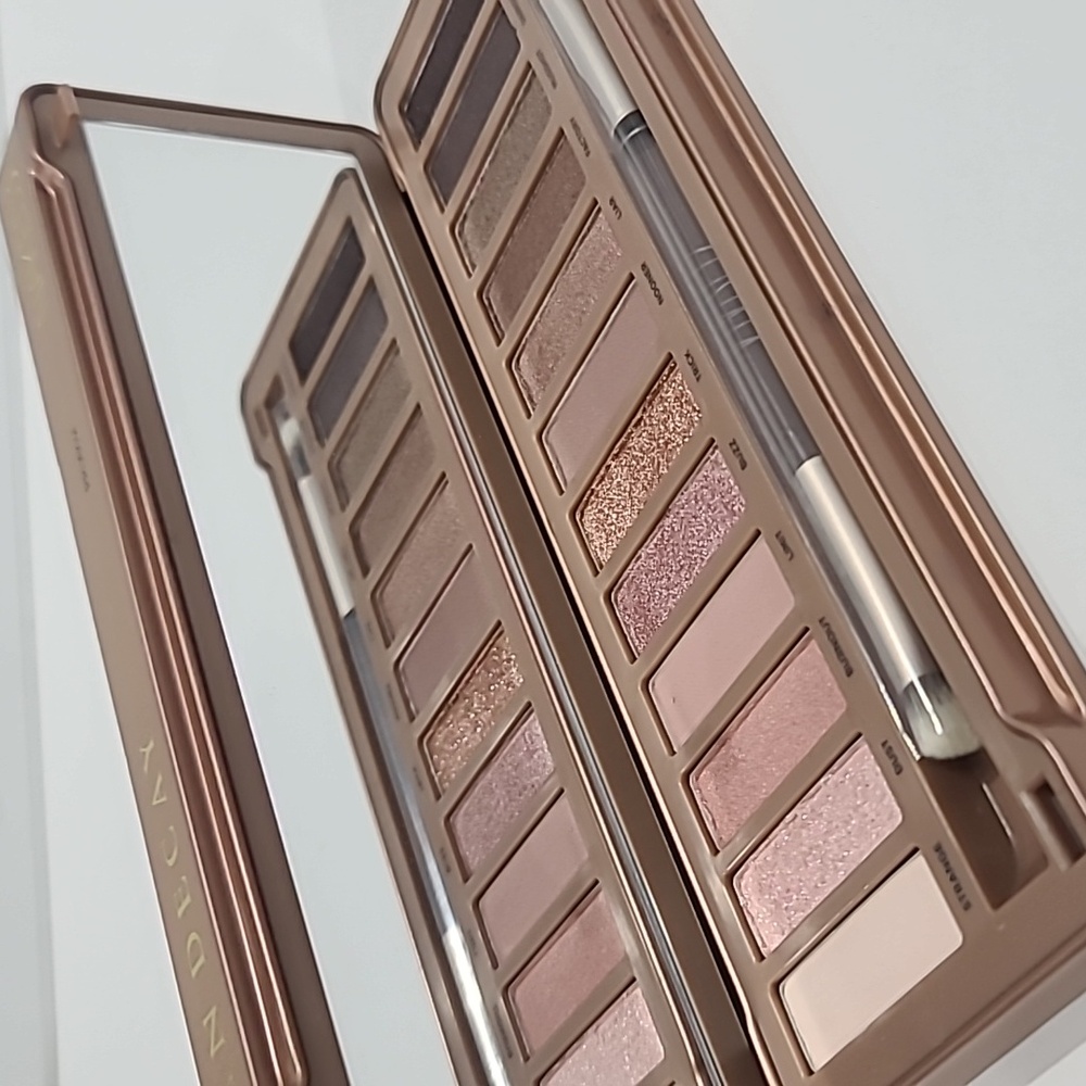 45% SALE ✅Urban Decay NAKED3  Eyeshadow Palette ✨ NEW IN BOX
